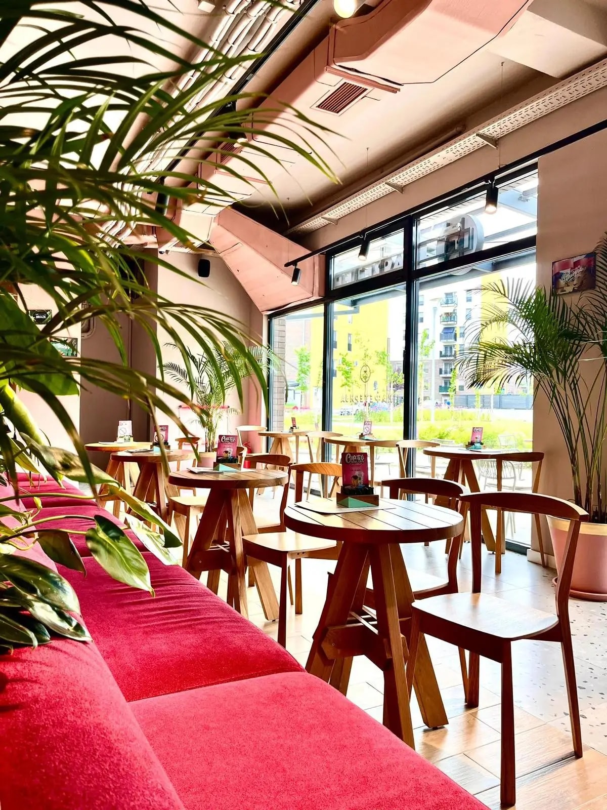 Window seating at a Kafeterija café